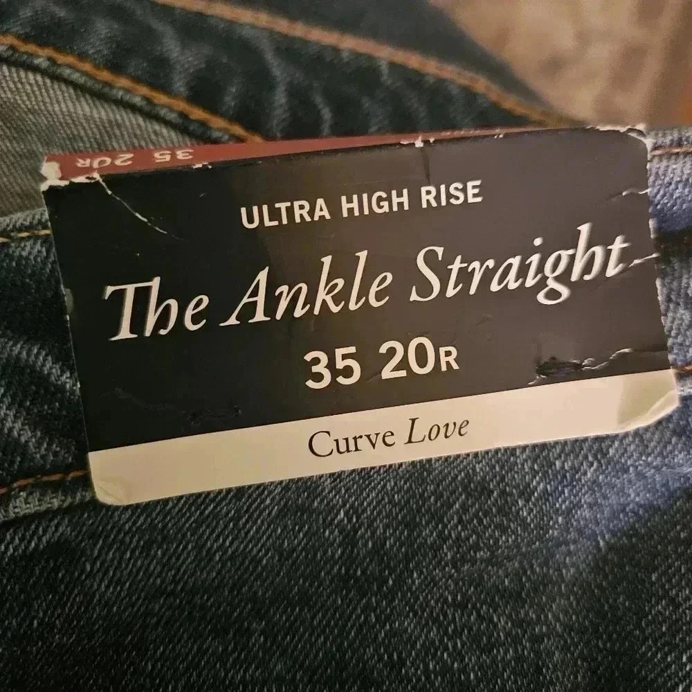 Abercrombie & Fitch Curve Love Ankle Straight Ultra High Rise Jeans (35/20r) NWT - Picture 2 of 5